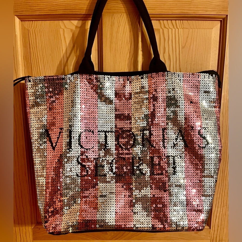 Victoria's Secret 2015 Black Friday Sequin Tote Bag Pink Silver Bling Limited Ed
